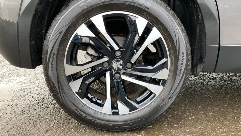 Peugeot 2008 1.2 PureTech Allure Premium 5dr Petrol Estate